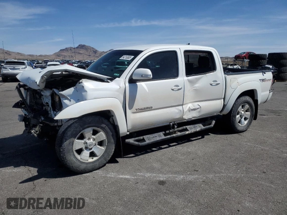 2015 Toyota Tacoma with VIN 3TMLU4ENXFM166481, listed as a Copart auction lot 54319585 with 120,120 mi miles and Salvage title. Bid and sale history available at DreamBid. Image 1.