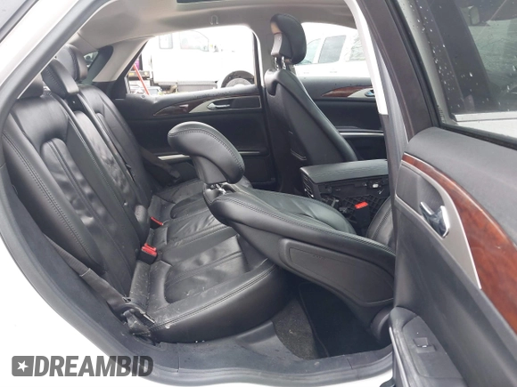 2016 Lincoln MKZ with VIN 3LN6L2JK6GR605580, listed as a IAAI auction lot 41453116 with Not provided miles and . Bid and sale history available at DreamBid. Image 8.