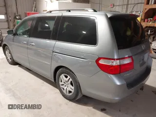 2006 Honda Odyssey EX with VIN 5FNRL38486B090693, listed as a IAAI auction lot 41865491 with 198,104 mi miles. Bid and sale history available at carsss.com. Image 3.