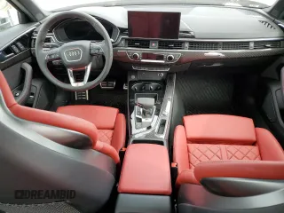 2023 Audi S4 Premium Plus z VIN WAUB4AF43PA081445, wystawiony jako Copart lot #50074204 z przebiegiem 9 237 mil mil oraz . Historia ofert i sprzedaży dostępna na DreamBid. Obrazek 8.