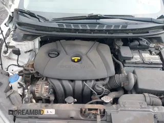 2015 Hyundai Elantra SE with VIN 5NPDH4AE0FH561046, listed as a IAAI auction lot 42196128 with 106,200 mi miles and . Bid and sale history available at DreamBid. Image 10.