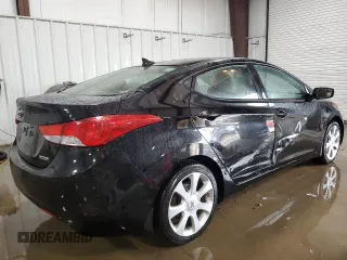 2013 Hyundai Elantra GLS z VIN KMHDH4AE7DU859883, wystawiony jako Copart lot #58296965 z przebiegiem 134 846 mil mil oraz Szkoda całkowita • Salvage title. Historia ofert i sprzedaży dostępna na DreamBid. Obrazek 3.