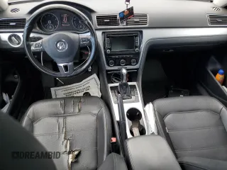 2013 Volkswagen Passat SE w/Sunroof & Nav with VIN 1VWBP7A35DC085070, listed as a Copart auction lot 46667265 with 205,166 mi miles and Salvage Title. Bid and sale history available at carsss.com. Image 8.
