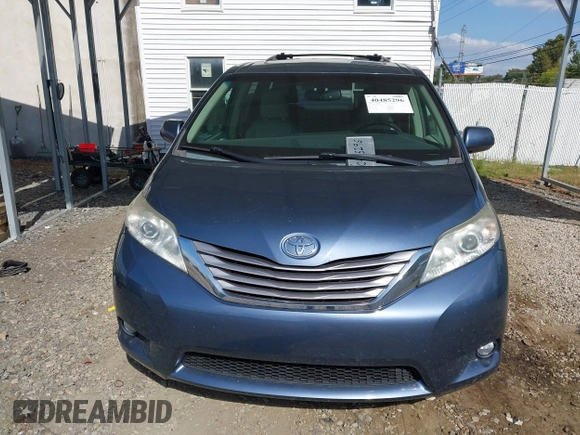 2015 Toyota Sienna Limited z VIN 5TDDK3DC1FS095692, wystawiony jako IAAI lot #40485296 z przebiegiem 100 324 mil mil oraz . Historia ofert i sprzedaży dostępna na DreamBid. Obrazek 13.