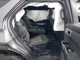 2023 Ford Explorer Timberline z VIN 1FMSK8JH1PGB87848, wystawiony jako IAAI lot #42099995 z przebiegiem 28 456 mil mil oraz . Historia ofert i sprzedaży dostępna na DreamBid. Obrazek 8.
