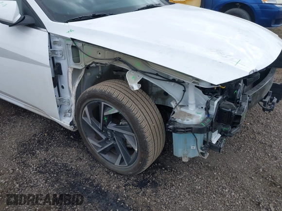 2024 Hyundai Elantra SEL with VIN KMHLS4DG6RU696600, listed as a IAAI auction lot 42421377 with 11,944 mi miles and . Bid and sale history available at DreamBid. Image 18.
