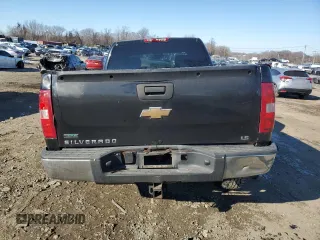2010 Chevrolet Silverado 1500 LS with VIN 1GCSKREAXAZ186037, listed as a Copart auction lot 87435944 with 274,879 mi miles and Salvage Title. Bid and sale history available at DreamBid. Image 6.