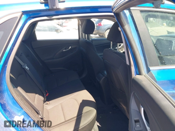 2018 Hyundai Elantra z VIN KMHH35LE7JU020511, wystawiony jako IAAI lot #41965810 z przebiegiem 50 753 mil mil oraz . Historia ofert i sprzedaży dostępna na DreamBid. Obrazek 8.