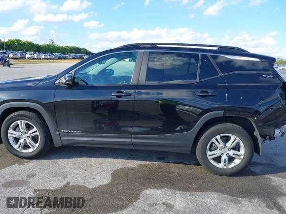 2022 GMC Terrain SLE with VIN 3GKALMEV9NL123172, listed as a IAAI auction lot 41674922 with 25,671 mi miles. Bid and sale history available at carsss.com. Image 15.
