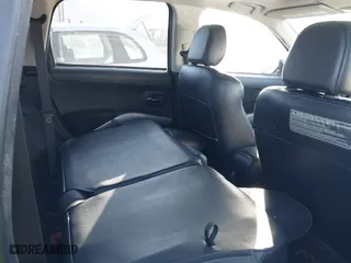 2011 Mitsubishi Outlander SE with VIN JA4AS3AW7BU020710, listed as a IAAI auction lot 41886025 with 195,234 mi miles. Bid and sale history available at carsss.com. Image 8.