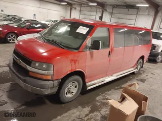 2013 Chevrolet Express Passenger 1LT with VIN 1GAZG1FA2D1178476, listed as a IAAI auction lot 41572423 with 188,369 mi miles. Bid and sale history available at carsss.com. Image 18.