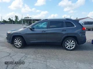 2016 Jeep Cherokee High Altitude with VIN 1C4PJLDB8GW211947, listed as a IAAI auction lot 42142282 with 158,430 mi miles. Bid and sale history available at carsss.com. Image 14.