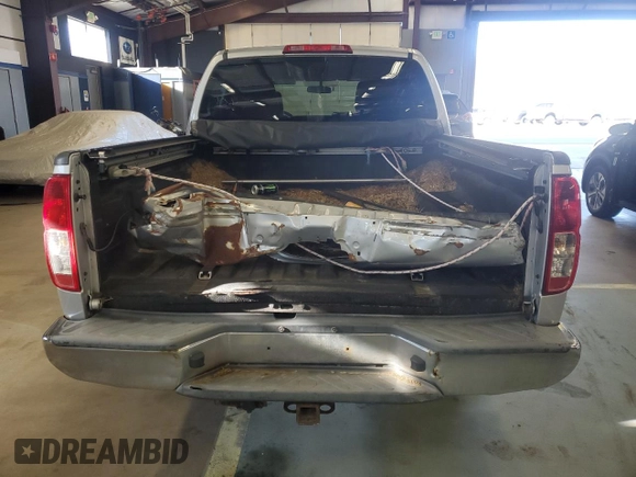 2010 Nissan Frontier SE with VIN 1N6AD0EV7AC447502, listed as a Copart auction lot 88091715 with 207,286 mi miles and Clean title. Bid and sale history available at DreamBid. Image 6.