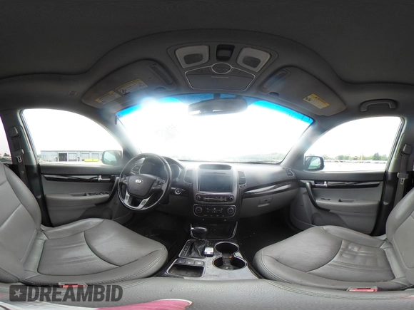 2014 Kia Sorento SX z VIN 5XYKW4A77EG434282, wystawiony jako IAAI lot #42513036 z przebiegiem 175 186 mil mil oraz . Historia ofert i sprzedaży dostępna na DreamBid. Obrazek 18.