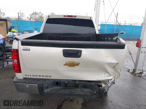 2013 Chevrolet Silverado 1500 LT with VIN 3GCPCSE06DG187949, listed as a IAAI auction lot 41799296 with 169,919 mi miles and . Bid and sale history available at DreamBid. Image 16.
