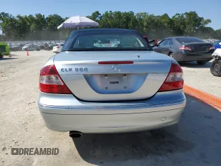 2006 Mercedes-Benz CLK 3.5L with VIN WDBTK56G86T056136, listed as a Copart auction lot 53261395 with 129,834 mi miles and Salvage Title. Bid and sale history available at carsss.com. Image 6.