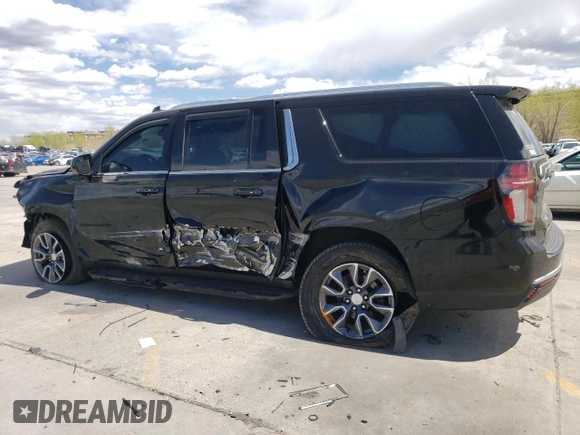 2021 Chevrolet Suburban LT z VIN 1GNSKCKD4MR362443, wystawiony jako Copart lot #55284375 z przebiegiem 153 049 mil mil oraz Szkoda całkowita • Salvage title. Historia ofert i sprzedaży dostępna na DreamBid. Obrazek 2.