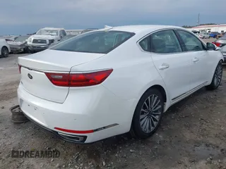 2017 Kia Cadenza Limited with VIN KNALC4J12H5069089, listed as a IAAI auction lot 41667959 with 72,177 mi miles. Bid and sale history available at carsss.com. Image 4.