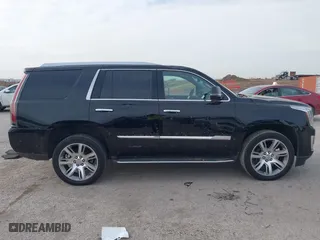 2019 Cadillac Escalade Luxury with VIN 1GYS3BKJ3KR254991, listed as a IAAI auction lot 41728759 with 65,267 mi miles. Bid and sale history available at carsss.com. Image 13.