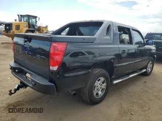 2005 Chevrolet Avalanche Z71 with VIN 3GNEK12Z85G277703, listed as a Copart auction lot 68850104 with 201,981 mi miles and Clean Title. Bid and sale history available at carsss.com. Image 3.