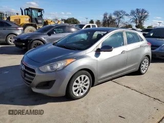 2017 Hyundai Elantra z VIN KMHD35LH4HU361867, wystawiony jako Copart lot #44286235 z przebiegiem 137 787 mil mil oraz Czysty tytuł • Clean title. Historia ofert i sprzedaży dostępna na DreamBid. Obrazek 1.
