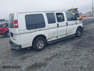 2003 Chevrolet Express Passenger with VIN 1GBFG15X431104608, listed as a IAAI auction lot 41638775 with 1 mi miles. Bid and sale history available at carsss.com. Image 4.