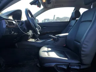 2009 BMW 3 Series 328i with VIN WBAWV13539P121566, listed as a Copart auction lot 42957385 with 155,670 mi miles and Salvage Title. Bid and sale history available at carsss.com. Image 7.