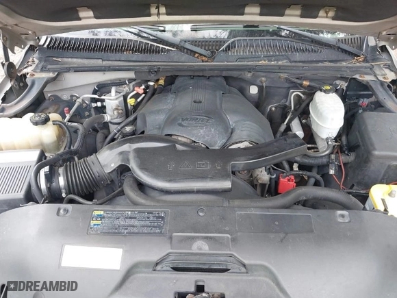 2004 GMC Yukon XL Denali with VIN 1GKFK66U34J280549, listed as a IAAI auction lot 42086519 with 386,587 mi miles. Bid and sale history available at carsss.com. Image 10.