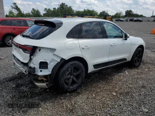 2021 Porsche Macan with VIN WP1AA2A54MLB12195, listed as a Copart auction lot 61242135 with Not provided miles and Salvage title. Bid and sale history available at DreamBid. Image 3.
