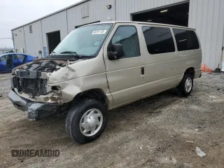 2007 Ford Econoline Passenger XL with VIN 1FMNE11W37DA78514, listed as a Copart auction lot 88701135 with 192,339 mi miles and Salvage Title. Bid and sale history available at carsss.com. Image 1.