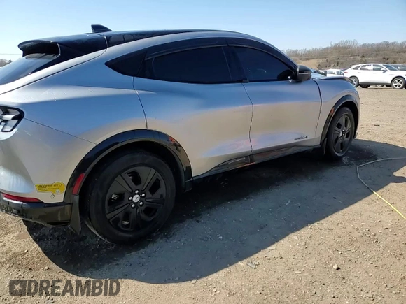 2021 Ford Mustang Mach-E California Route 1 с VIN 3FMTK2R76MMA27317, выставлен на аукционе Copart как лот 51798865 с пробегом Не указан миль и Списание • Salvage title. История ставок и продаж доступна на DreamBid. Изображение 14.