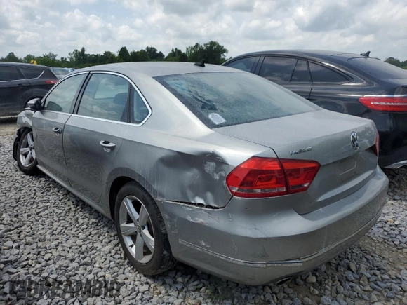 2012 Volkswagen Passat SE z VIN 1VWBH7A39CC092065, wystawiony jako Copart lot #52719595 z przebiegiem 161 991 mil mil oraz Szkoda całkowita • Salvage title. Historia ofert i sprzedaży dostępna na DreamBid. Obrazek 2.
