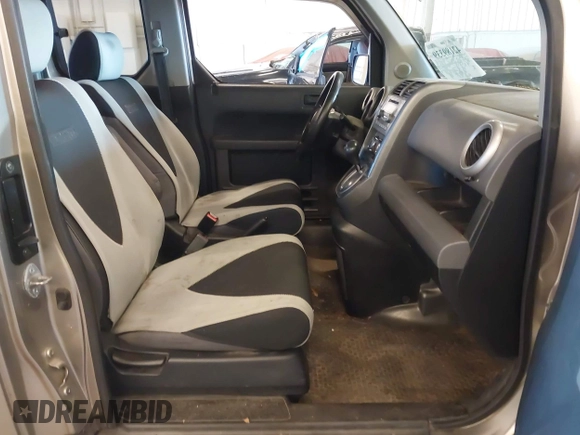 2004 Honda Element EX with VIN 5J6YH286X4L031836, listed as a IAAI auction lot 42189339 with 257,679 mi miles and . Bid and sale history available at DreamBid. Image 5.