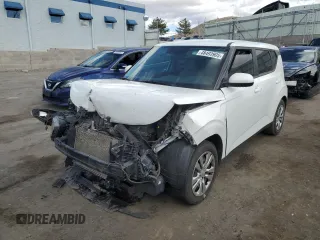 2022 Kia Soul LX with VIN KNDJ23AU8N7157369, listed as a Copart auction lot 48493905 with 104,464 mi miles and Salvage Title. Bid and sale history available at carsss.com. Image 1.