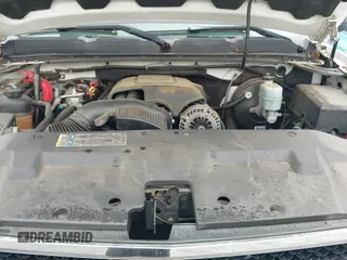 2008 Chevrolet Silverado 1500 1LT z VIN 1GCEC19C98Z175712, wystawiony jako IAAI lot #43458346 z przebiegiem 191 473 mil mil oraz . Historia ofert i sprzedaży dostępna na DreamBid. Obrazek 12.