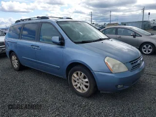 2008 Kia Sedona LX with VIN KNDMB233886206088, listed as a IAAI auction lot 41948185 with 203,327 mi miles. Bid and sale history available at carsss.com. Image 1.