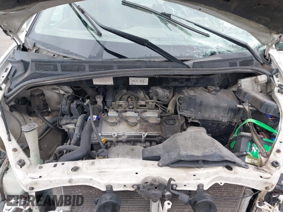 2005 Toyota Sienna XLE z VIN 5TDZA22C15S290471, wystawiony jako IAAI lot #42028879 z przebiegiem 298 992 mil mil oraz . Historia ofert i sprzedaży dostępna na DreamBid. Obrazek 10.
