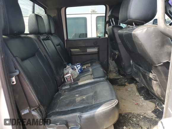 2015 Ford F-350 Platinum z VIN 1FT8W3BT8FEC96133, wystawiony jako Copart lot #58993575 z przebiegiem 207 655 mil mil oraz Szkoda całkowita • Salvage title. Historia ofert i sprzedaży dostępna na DreamBid. Obrazek 10.