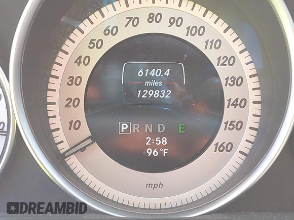 2015 Mercedes-Benz C-Class C 250 with VIN WDDGJ4HB1FG403788, listed as a IAAI auction lot 40495537 with 129,832 mi miles. Bid and sale history available at carsss.com. Image 7.