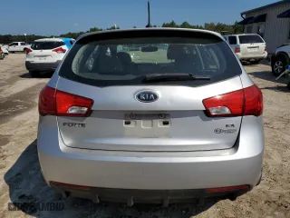 2011 Kia Forte 5-Door EX with VIN KNAFU5A24B5369085, listed as a Copart auction lot 71893354 with 287,302 mi miles and Salvage Title. Bid and sale history available at carsss.com. Image 6.