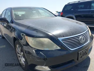 2007 Lexus LS 460 L z VIN JTHGL46F375001759, wystawiony jako IAAI lot #41959744 z przebiegiem 144 668 mil mil oraz . Historia ofert i sprzedaży dostępna na DreamBid. Obrazek 6.