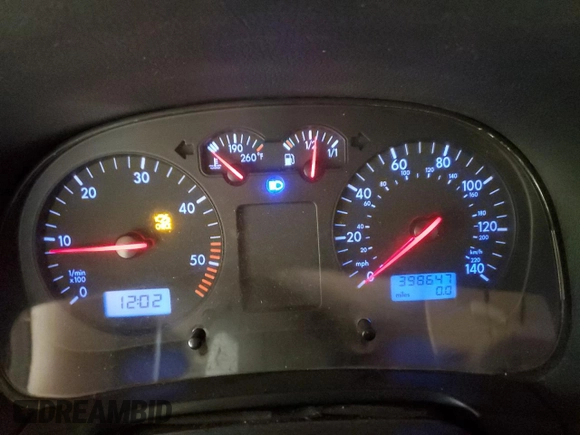 1999 Volkswagen Jetta GL z VIN 3VWRA29M7XM058584, wystawiony jako Copart lot #83714754 z przebiegiem 398 647 mil mil oraz Szkoda całkowita • Salvage title. Historia ofert i sprzedaży dostępna na DreamBid. Obrazek 9.