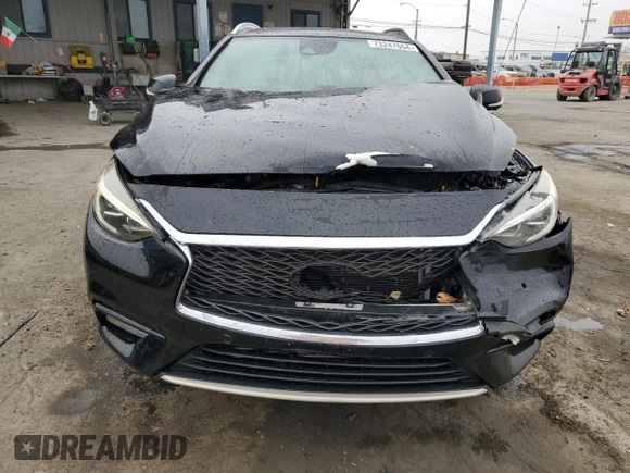 2017 Infiniti QX30 Premium with VIN SJKCH5CP8HA016509, listed as a Copart auction lot 73247654 with 81,303 mi miles and Salvage Title. Bid and sale history available at DreamBid. Image 5.