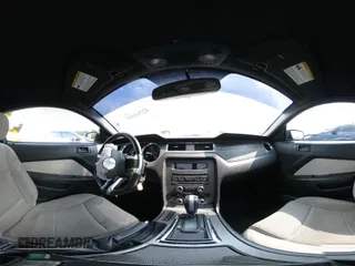 2014 Ford Mustang V6 с VIN 1ZVBP8AM2E5318701, выставлен на аукционе IAAI как лот 42265557 с пробегом 97 870 миль миль и . История ставок и продаж доступна на DreamBid. Изображение 19.