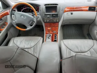2002 Lexus LS 430 with VIN JTHBN30F120075551, listed as a Copart auction lot 52411405 with 194,704 mi miles and Salvage Title. Bid and sale history available at DreamBid. Image 8.