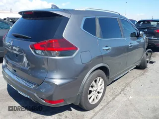 2020 Nissan Rogue SV with VIN JN8AT2MT9LW006753, listed as a IAAI auction lot 41750762 with 63,913 mi miles. Bid and sale history available at carsss.com. Image 4.