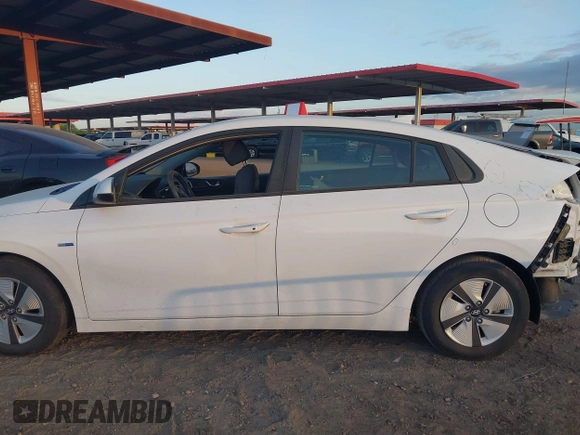 2017 Hyundai Ioniq Blue z VIN KMHC65LC2HU050185, wystawiony jako IAAI lot #42071522 z przebiegiem 105 186 mil mil oraz . Historia ofert i sprzedaży dostępna na DreamBid. Obrazek 15.