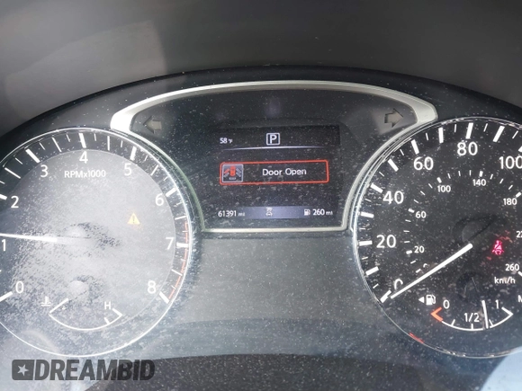 2018 Nissan Altima 2.5 S with VIN 1N4AL3AP3JC142423, listed as a IAAI auction lot 41793851 with 61,391 mi miles. Bid and sale history available at carsss.com. Image 7.