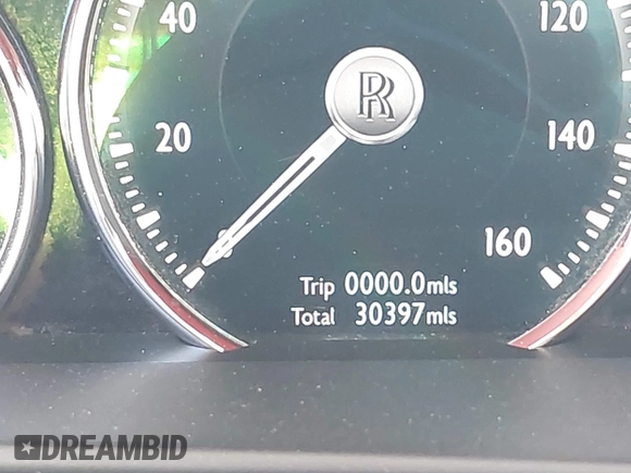 2020 Rolls-Royce Cullinan z VIN SLATV4C05LU200555, wystawiony jako IAAI lot #40801902 z przebiegiem 30 397 mil mil oraz . Historia ofert i sprzedaży dostępna na DreamBid. Obrazek 16.