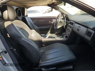 2002 Mercedes-Benz SLK-Class 2.3L Kompressor with VIN WDBKK49FX2F268683, listed as a Copart auction lot 68705174 with 132,677 mi miles and Salvage Title. Bid and sale history available at carsss.com. Image 10.